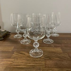 Claudia Crystal Vintage Medium Wine Glasses 6 3/4” Tall- Set of 6